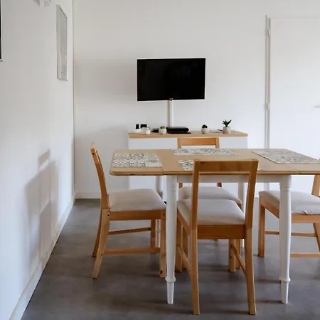 Studio Meuble Vue Exceptionnelle Les Baux-de-Provence Exterior foto